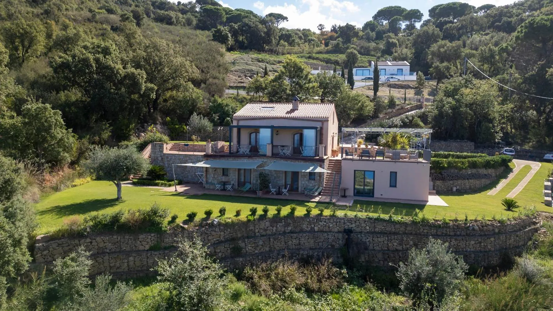B&B Le Ginestre Cefalù Couette-café