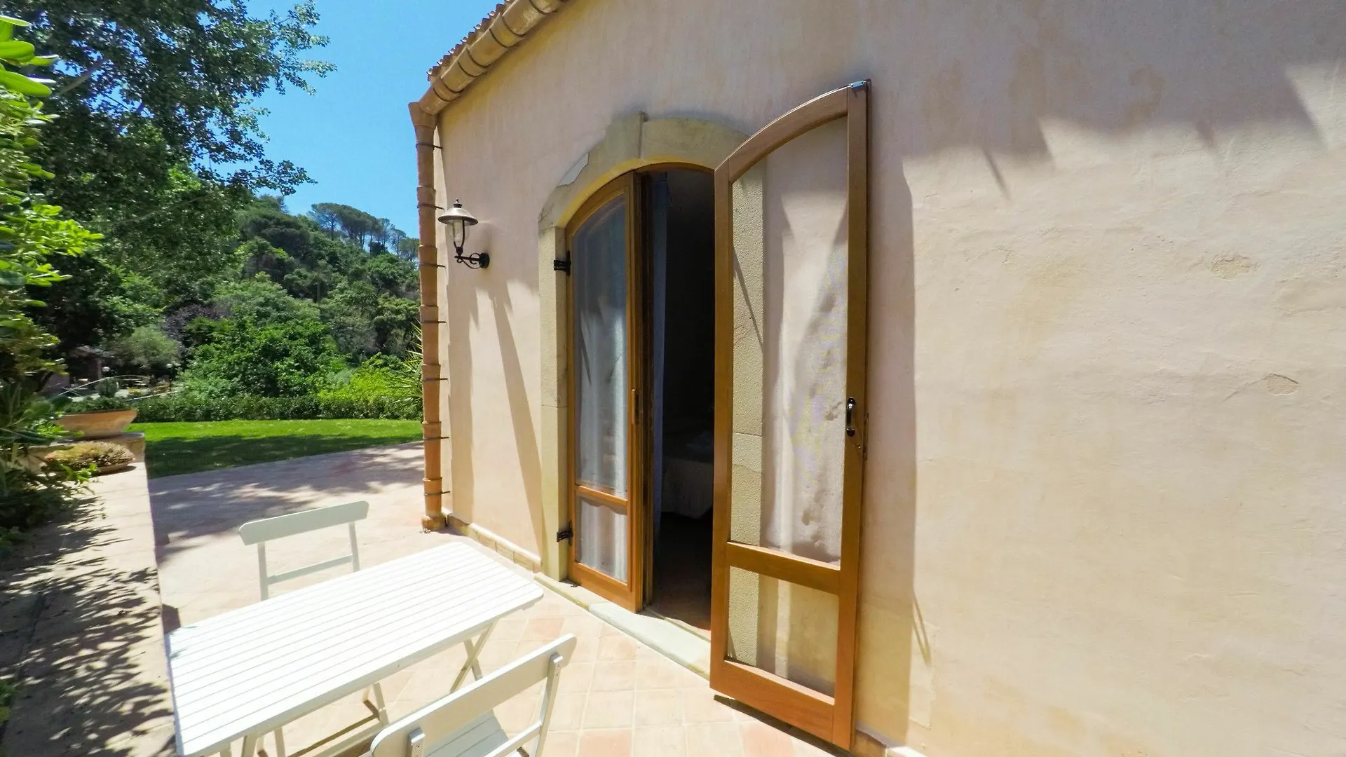 *** Bed & Breakfast B&B Le Ginestre Italy