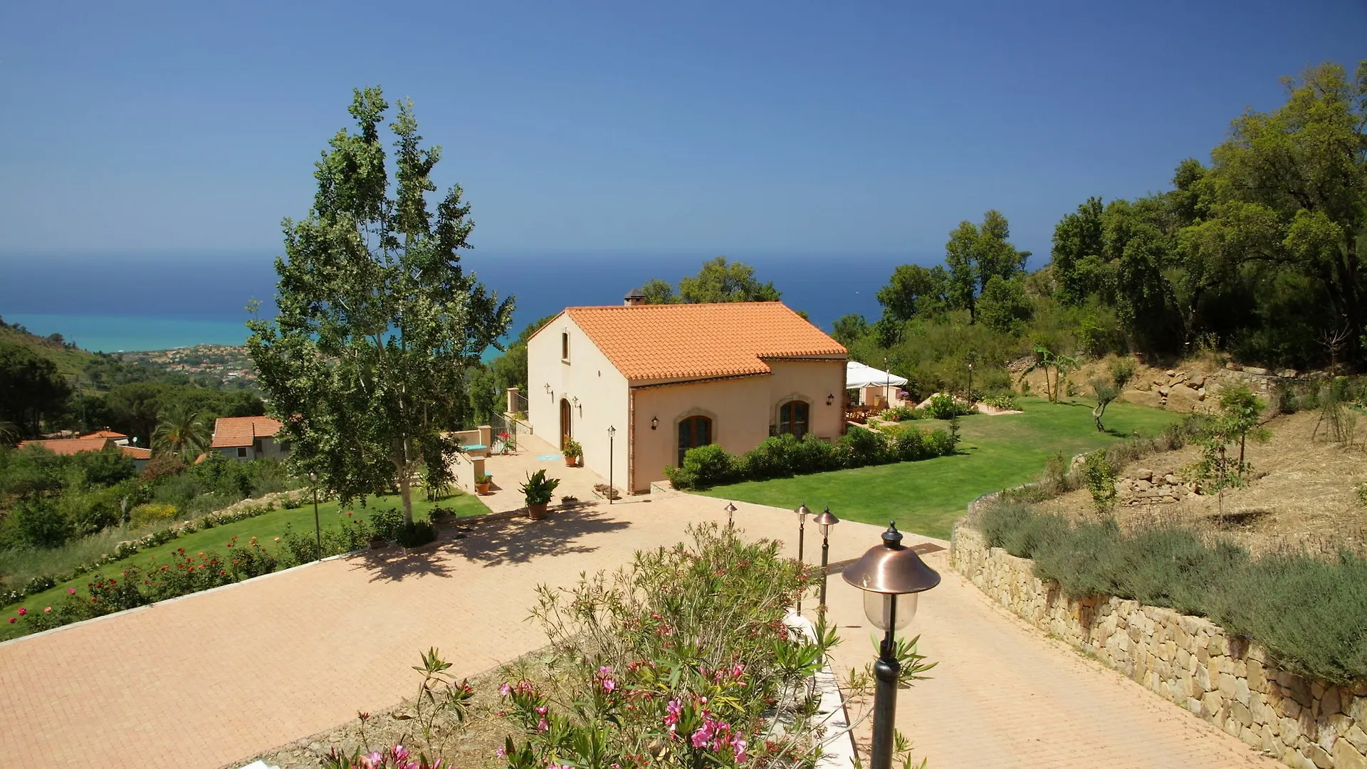 B&B Le Ginestre 3*, Cefalu